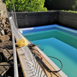 Piscine Extérieure à Coque : Élégance et Facilité d'Entretien Saint-Priest